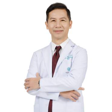 Dr. Suthipong Treeratana - liposuction surgery