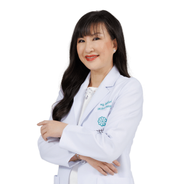 Dr. Suthipong Treeratana - Aesthetic physician1
