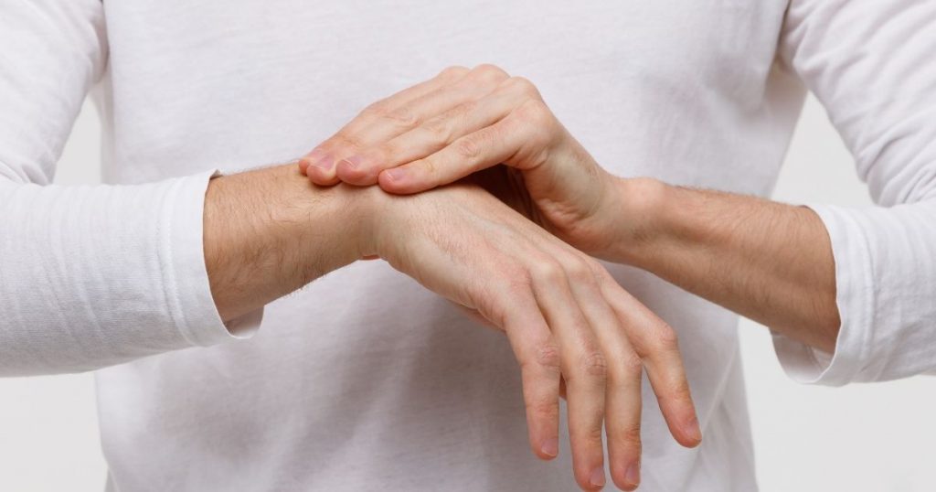 พังผืดโพรงฝ่ามือกดทับเส้นประสาท (Carpal tunnel Syndrome)