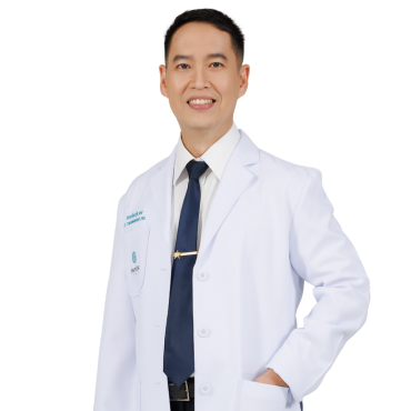 น.อ.นพ. สุรินท์นาท เจริญจิตต์ ศัลยแพทย์ตกแต่งและเสริมสร้าง